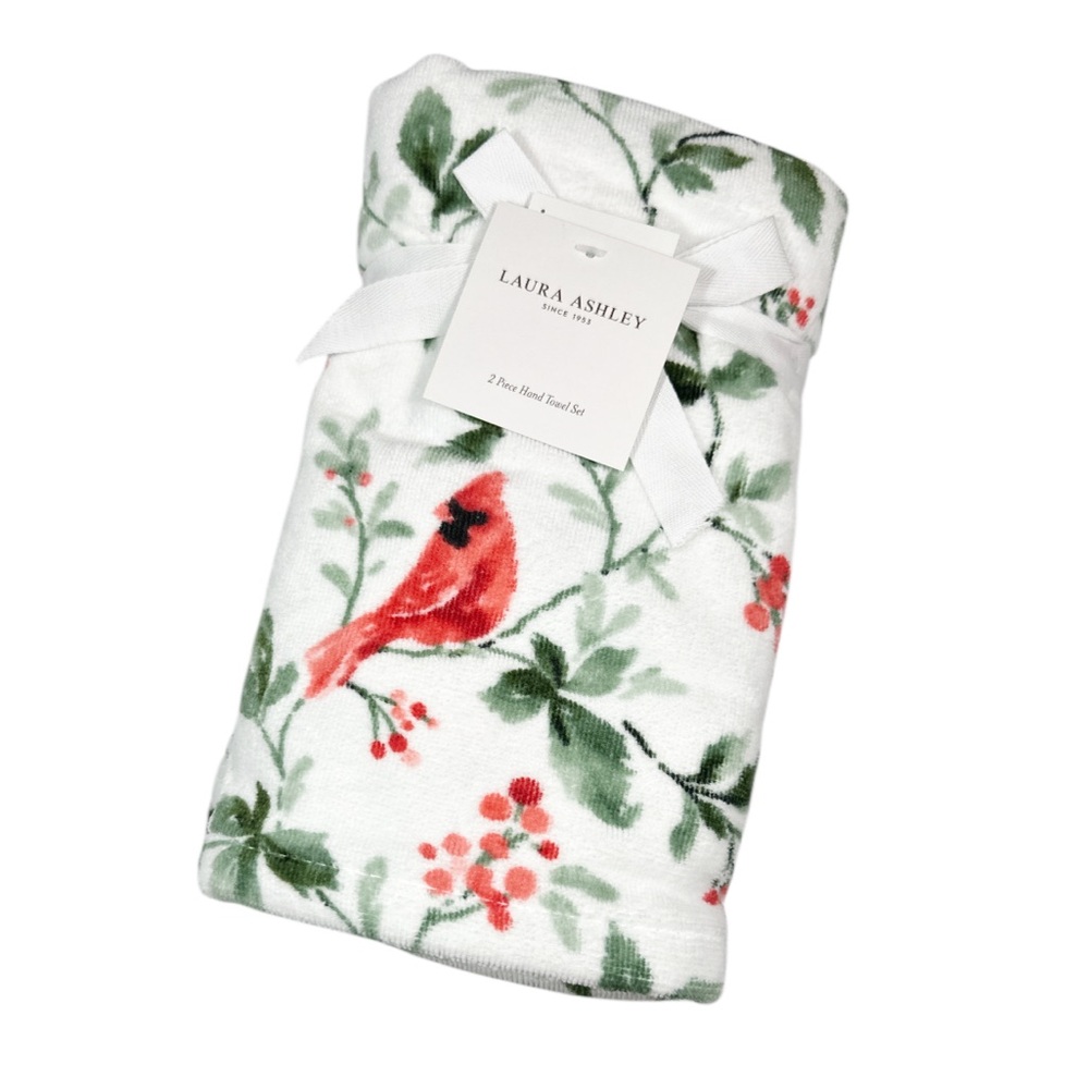 NEW Laura Ashley JOLLY CARDINALS EVERGREEN Hand Towel Set/2